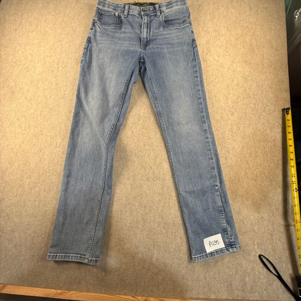 Eddie Bauer Mens Straight Leg Jeans 30x30 Light Wash Blue Denim Pants